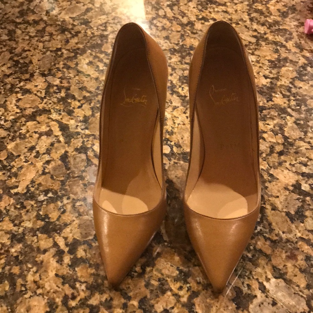 Christian Louboutin So Kate heels